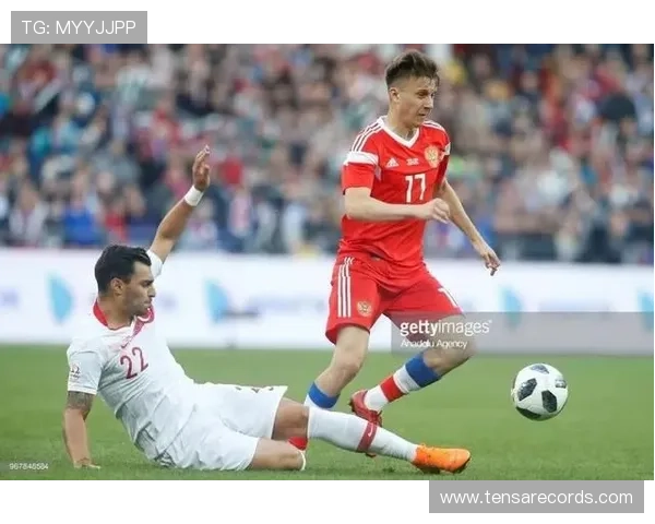 世界杯沙特阿拉伯与乌拉圭客场球衣的历史演变与未来趋势分析 世界杯沙特阿拉伯与乌拉圭客场球衣的历史演变与未来趋势分析